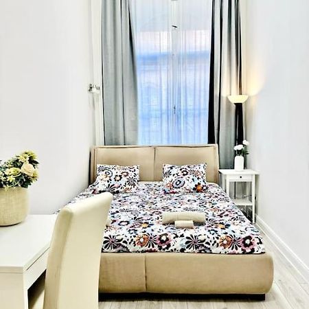 L3 City Centre Stylish Flat Ac Boedapest Buitenkant foto