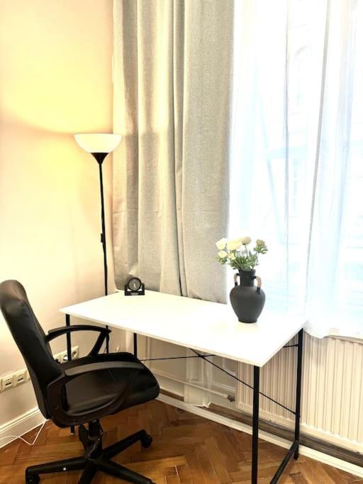 L3 City Centre Stylish Flat Ac Boedapest Buitenkant foto